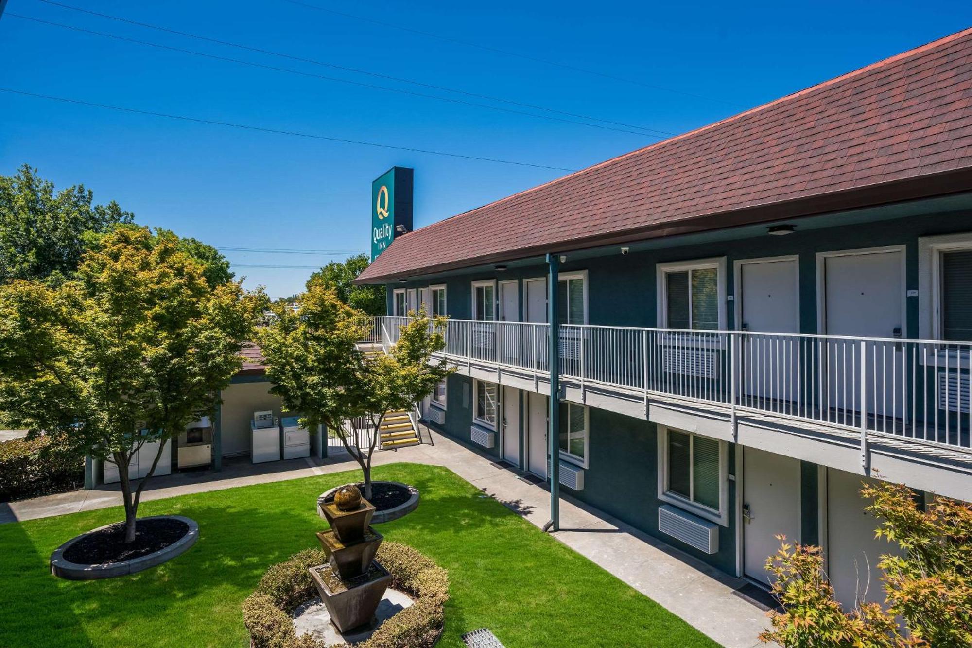 Quality Inn Elk Grove-Sacramento Extérieur photo